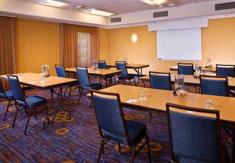 Hotel Courtyard Charlotte Southpark Esterno foto